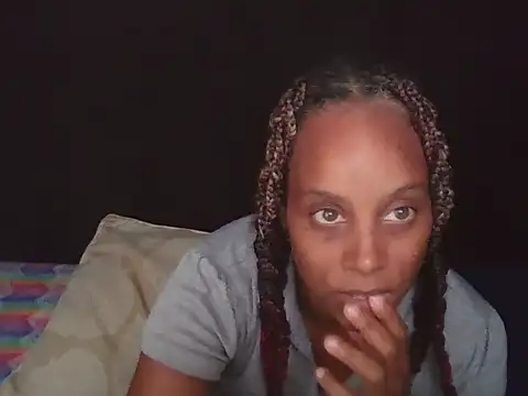 Snapshot of BadGyalGem chatting on February 3, 3:06 pm BadGyalGem online show from February 3, 3:06 pm