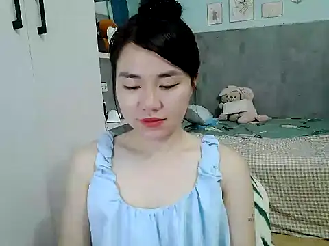 Snapshot of Amy8386 chatting on April 11, 3:44 am Amy8386 online show from April 11, 3:44 am