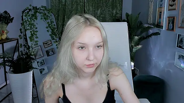 MaoqiBeverly online show from April 6, 4:46 am