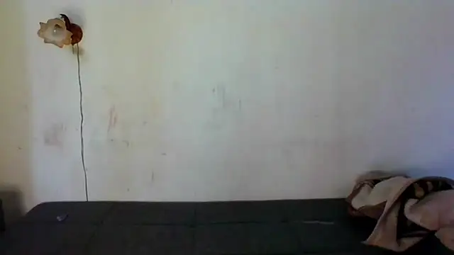 Snapshot of NickiKisinger chatting on February 19, 7:04 am NickiKisinger online show from February 19, 7:04 am