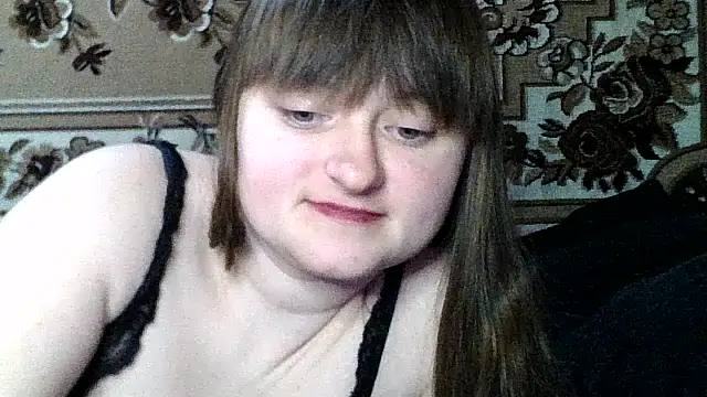 Snapshot of LuckyLust15 chatting on February 26, 4:06 pm LuckyLust15 online show from February 26, 4:06 pm