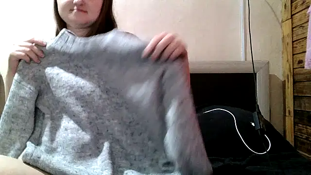 Snapshot of LuckyLust15 chatting on July 15, 8:52 am LuckyLust15 online show from July 15, 8:52 am