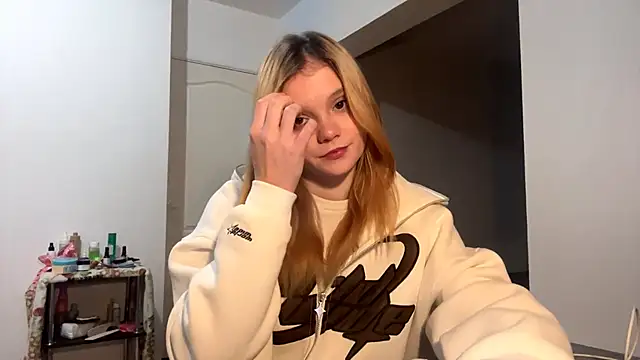 Tiffany Muse online show from February 6, 12:59 am