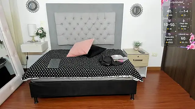 Karla 94 online show from February 27, 3:17 am