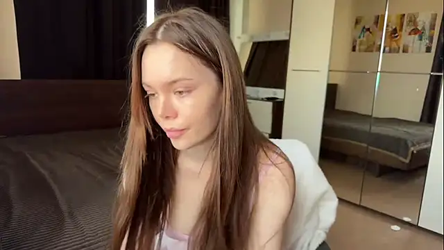 Snapshot of TinaScarlet chatting on May 14, 8:10 am TinaScarlet online show from May 14, 8:10 am