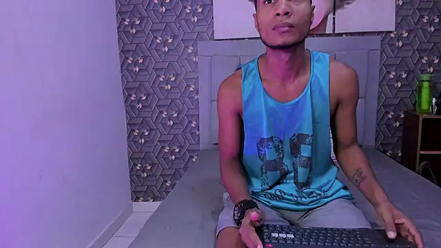 Snapshot of Jeff_Brown77 chatting on February 25, 11:53 am Jeff Brown77 online show from February 25, 11:53 am