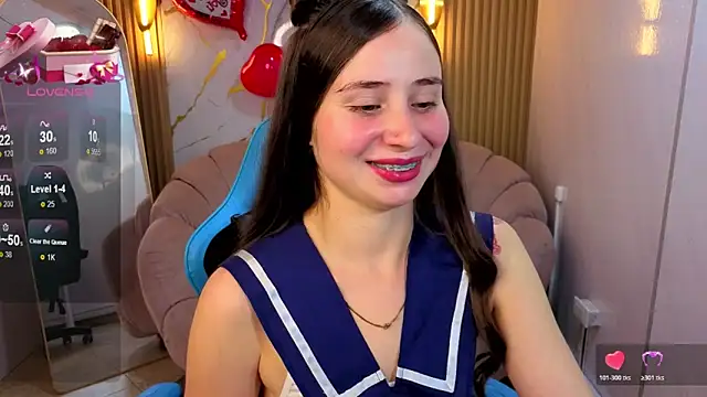 Snapshot of Ariana18_b chatting on February 19, 12:56 pm Ariana18 b online show from February 19, 12:56 pm