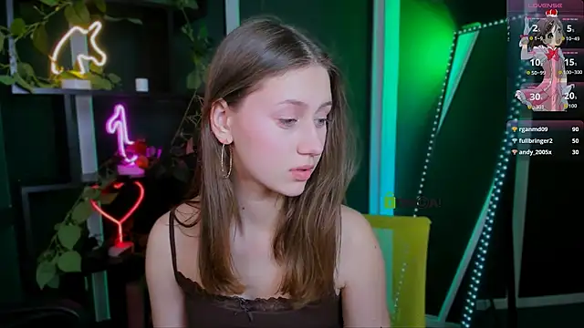 Snapshot of arianaa_cat chatting on May 4, 9:22 pm arianaa cat online show from May 4, 9:22 pm