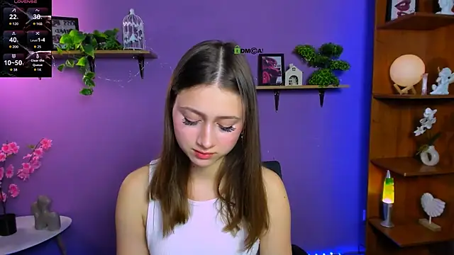 Snapshot of arianaa_cat chatting on May 19, 6:47 pm arianaa cat online show from May 19, 6:47 pm