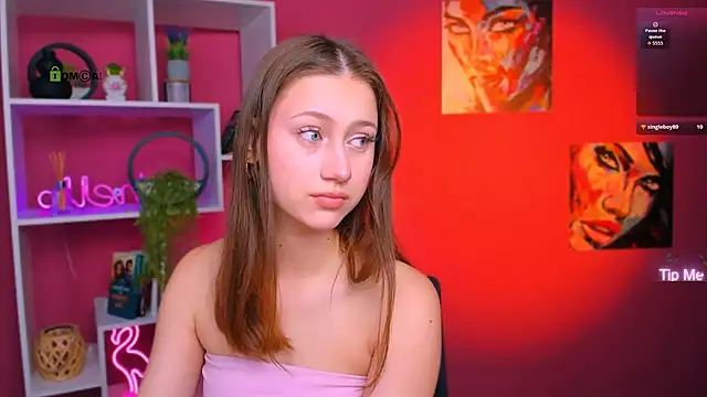 Snapshot of arianaa_cat chatting on June 2, 6:54 pm arianaa cat online show from June 2, 6:54 pm