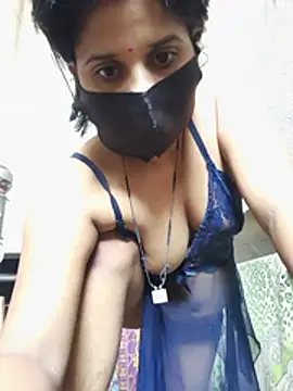 Snapshot of Sexy_khushi19 chatting on July 10, 11:13 am Sexy khushi19 online show from July 10, 11:13 am