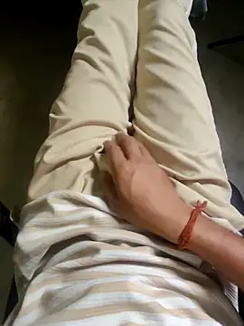 Snapshot of sexkingshiv chatting on April 12, 5:40 pm sexkingshiv online show from April 12, 5:40 pm