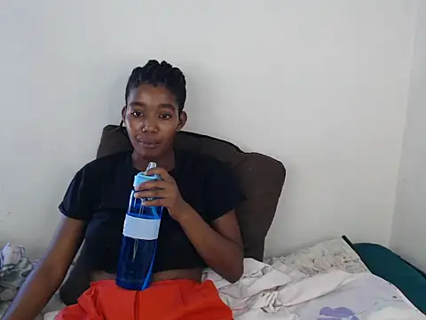 Snapshot of SexyyMandy chatting on February 16, 12:34 pm SexyyMandy online show from February 16, 12:34 pm