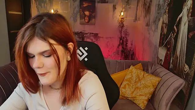 EllieFoxy online show from February 18, 9:44 pm