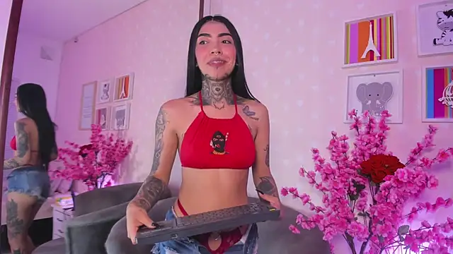 Snapshot of Ashley_Blum_ chatting on February 27, 12:49 pm Ashley Blum online show from February 27, 12:49 pm