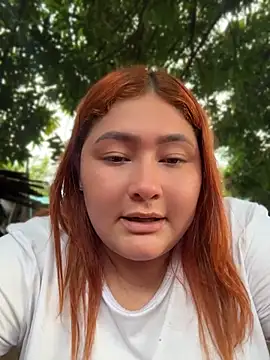 Snapshot of Rouse-Antonella_ chatting on April 30, 10:14 pm Rouse-Antonella online show from April 30, 10:14 pm