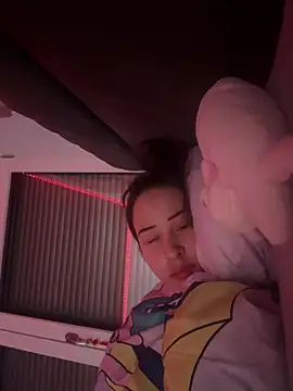 Snapshot of Just-Lilly chatting on February 8, 9:23 am Just-Lilly online show from February 8, 9:23 am