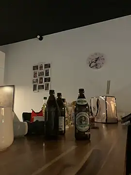 Just-Lilly online show from March 8, 12:31 pm