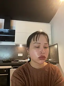 Snapshot of Just-Lilly chatting on May 24, 4:01 pm Just-Lilly online show from May 24, 4:01 pm