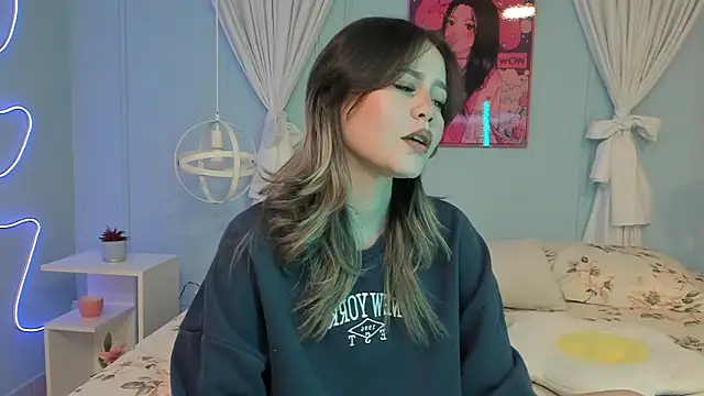 Hey lucy   online show from March 7, 4:48 pm