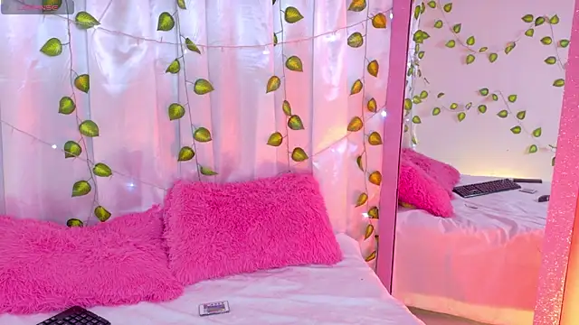 AlannaSmiless online show from March 12, 1:39 pm