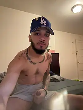 Snapshot of EnanoVerga chatting on February 17, 2:02 pm EnanoVerga online show from February 17, 2:02 pm