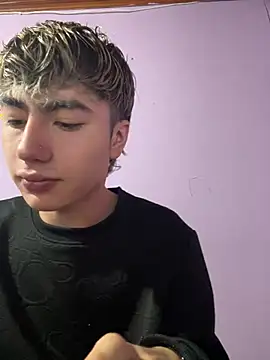 AlexanderCollman2 online show from April 8, 2:11 am