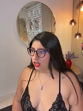 Snapshot of Sally_Dvine chatting on June 20, 4:15 am Sally Dvine online show from June 20, 4:15 am