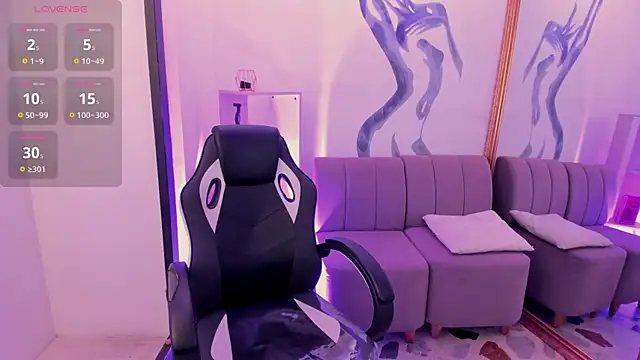 Snapshot of CarolineFyre chatting on February 16, 2:46 pm CarolineFyre online show from February 16, 2:46 pm