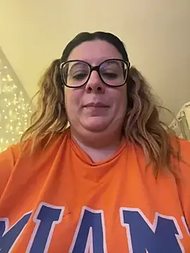 JasmineGlow7 online show from April 12, 6:57 pm