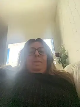 Snapshot of JasmineGlow7 chatting on May 10, 10:37 pm JasmineGlow7 online show from May 10, 10:37 pm