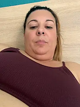 Snapshot of JasmineGlow7 chatting on June 12, 3:11 pm JasmineGlow7 online show from June 12, 3:11 pm