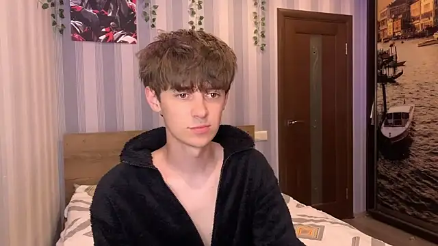 Snapshot of Sweet_Dude chatting on May 14, 5:42 pm Sweet Dude online show from May 14, 5:42 pm