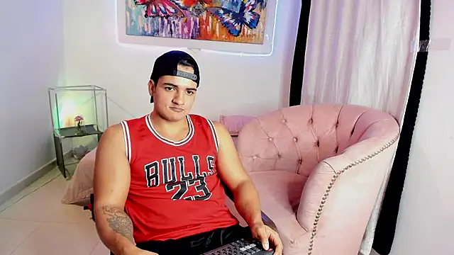 Snapshot of jhon_nicolas chatting on January 31, 9:46 pm jhon nicolas online show from January 31, 9:46 pm