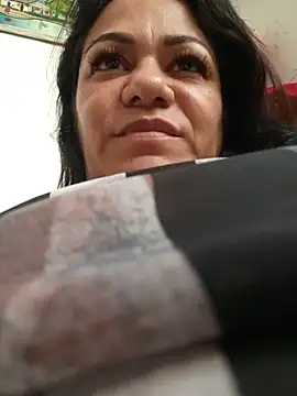 Snapshot of Dafne_77 chatting on June 16, 9:06 pm Dafne 77 online show from June 16, 9:06 pm
