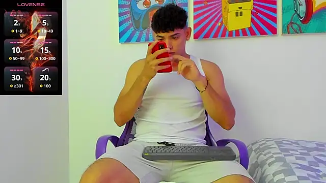 justin payn14 online show from February 6, 1:36 pm