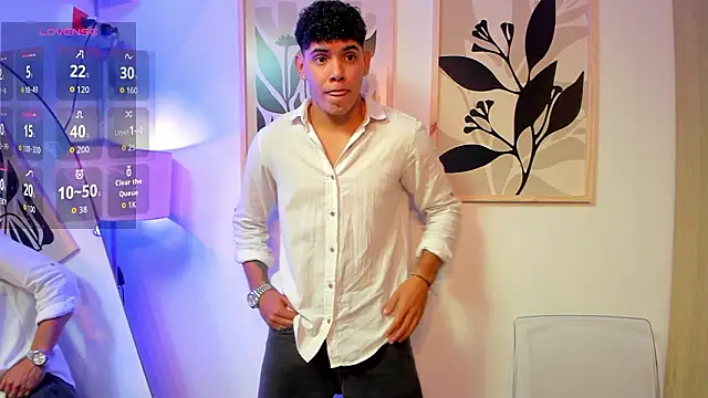 justin payn14 online show from March 8, 3:49 pm