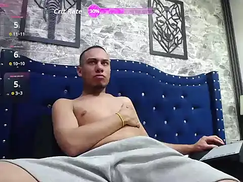 Snapshot of fuck_boy17 chatting on February 4, 3:45 am fuck boy17 online show from February 4, 3:45 am