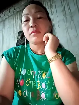 Snapshot of baby_112233 chatting on April 17, 11:52 pm baby 112233 online show from April 17, 11:52 pm