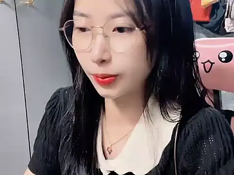 Linne6789 online show from March 4, 3:12 am