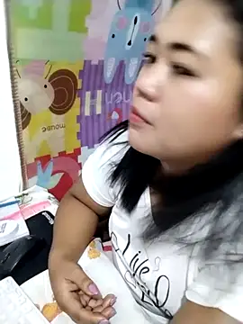 Snapshot of biggbooty15 chatting on February 17, 5:41 pm biggbooty15 online show from February 17, 5:41 pm