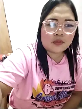 Snapshot of biggbooty15 chatting on February 23, 7:28 am biggbooty15 online show from February 23, 7:28 am