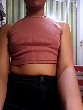 Snapshot of WildJennifercum chatting on March 8, 9:02 am WildJennifercum online show from March 8, 9:02 am