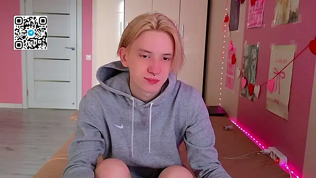 Ron Vilss online show from April 16, 4:46 am