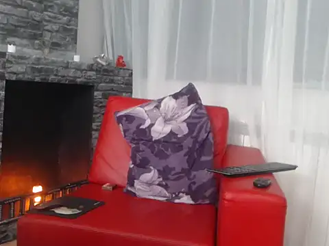 Snapshot of RyanxCole chatting on February 7, 10:30 am RyanxCole online show from February 7, 10:30 am