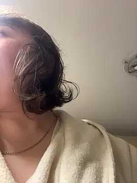 Snapshot of RussianBetty chatting on February 5, 2:05 am RussianBetty online show from February 5, 2:05 am