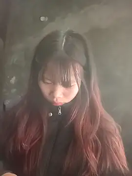 Snapshot of Small_flower1 chatting on February 3, 4:32 am Small flower1 online show from February 3, 4:32 am