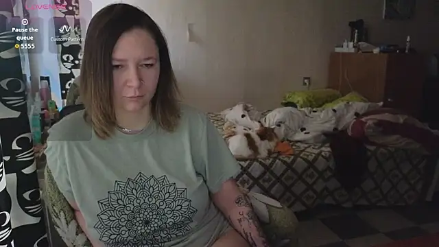 Ozalin  online show from April 15, 10:11 am