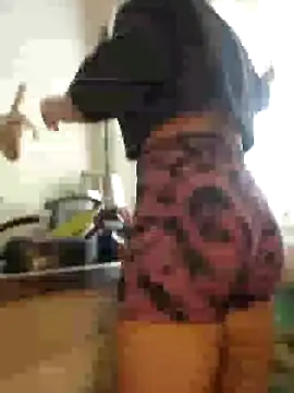 Snapshot of hotcasal69 chatting on June 13, 7:23 pm hotcasal69 online show from June 13, 7:23 pm