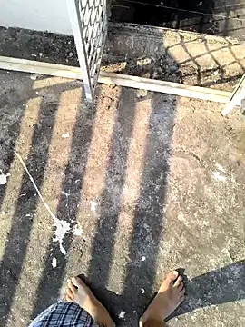 Snapshot of Castrol1289 chatting on February 12, 9:48 am Castrol1289 online show from February 12, 9:48 am